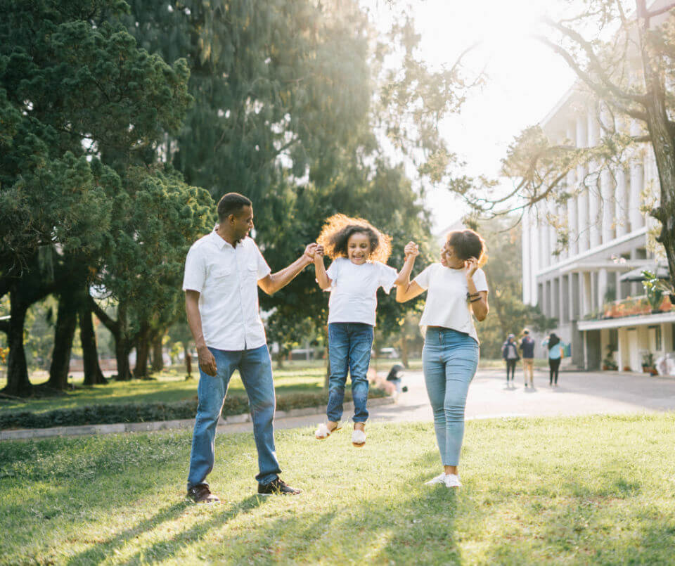 Smaller families are better for kids - less siblings equals less problems, says new study