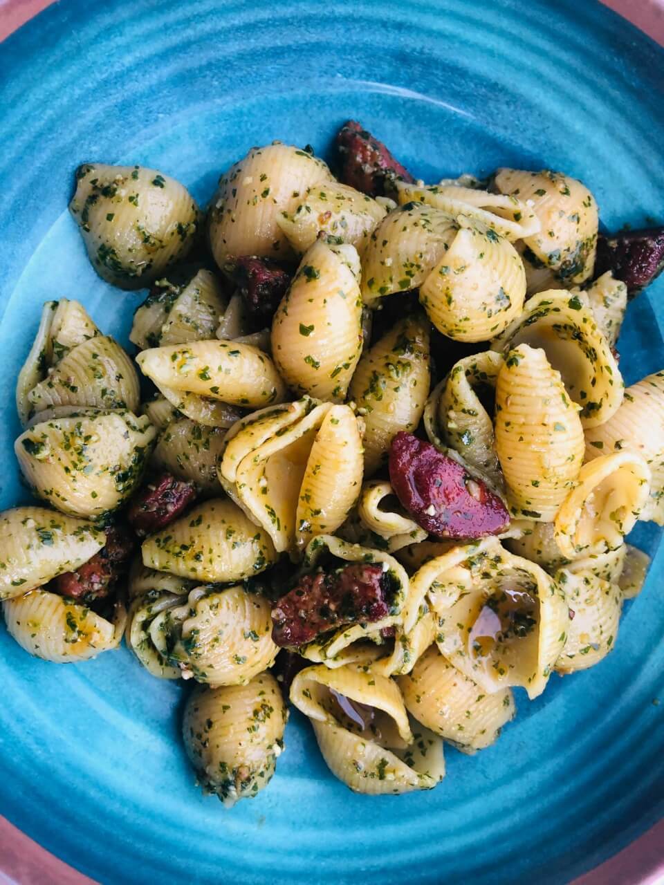 Pasta-pesto-sundried-tomato-Elizabeth-Clare