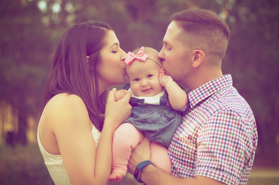 CUDDLING your kids make them SMARTER, better behaved and sleep through the night